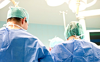 Skomplikowana operacja guza żuchwy. Lekarze z Olsztyna uratowali zdrowie 7-latki